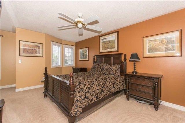 53 Hartnell Sq, Townhouse with 3 bedrooms, 3 bathrooms and 1 parking in Brampton ON | Image 12