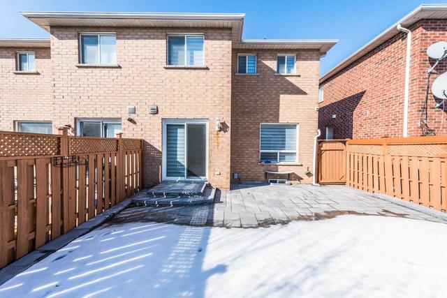 199 Purcell Cres, House semidetached with 3 bedrooms, 4 bathrooms and 5 parking in Vaughan ON | Image 30