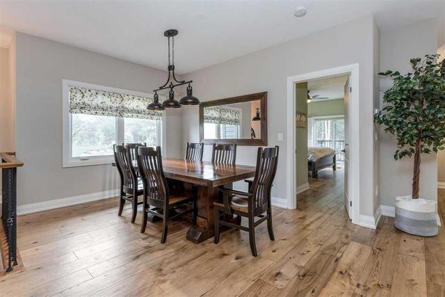 70 Landscape Dr, House attached with 2 bedrooms, 3 bathrooms and 6 parking in Oro Medonte ON | Image 3