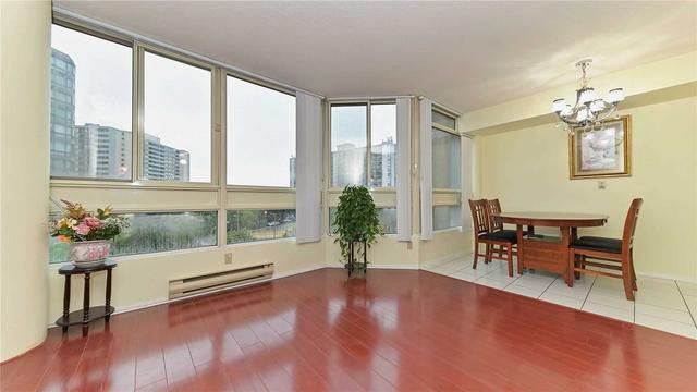 601 - 3233 Eglinton Ave E, Condo with 2 bedrooms, 2 bathrooms and 1 parking in Toronto ON | Image 7