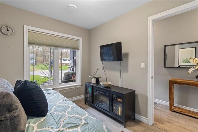 63 Centre Street, Townhouse with 2 bedrooms, 2 bathrooms and 3 parking in Brockville ON | Image 19