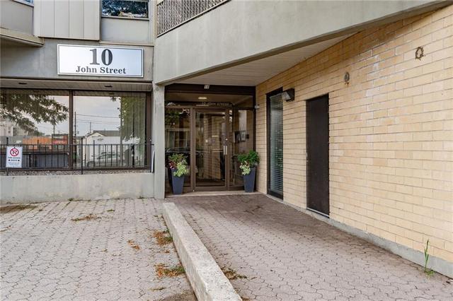 214 - 10 John Street, Condo with 2 bedrooms, 1 bathrooms and 1 parking in Hamilton ON | Image 2