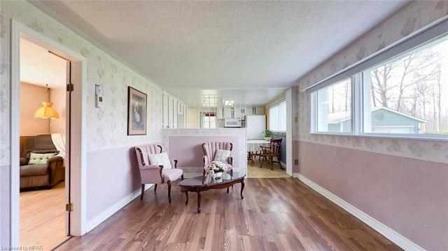 168 Erie St S, House detached with 4 bedrooms, 1 bathrooms and 3 parking in Central Huron ON | Image 45
