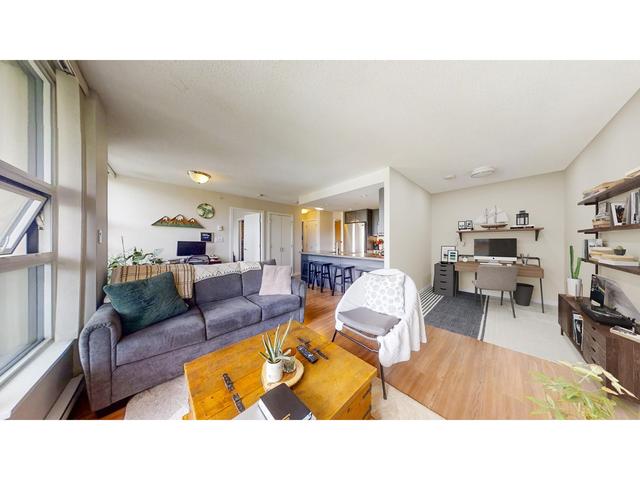 1005 - 2232 Douglas Road, Condo with 1 bedrooms, 1 bathrooms and null parking in Burnaby BC | Card Image