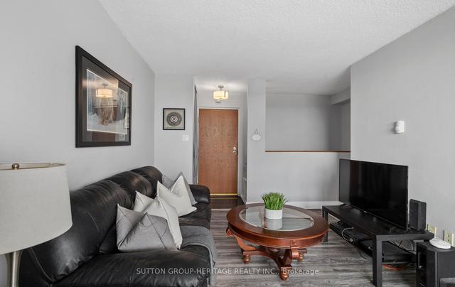 404 - 454 Centre St S, Condo with 2 bedrooms, 1 bathrooms and 1 parking in Oshawa ON | Image 26