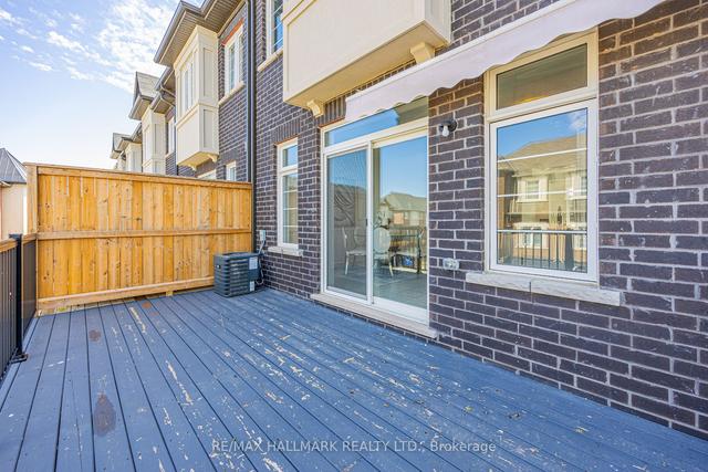 284 King Rd, House attached with 3 bedrooms, 3 bathrooms and 4 parking in Richmond Hill ON | Image 26