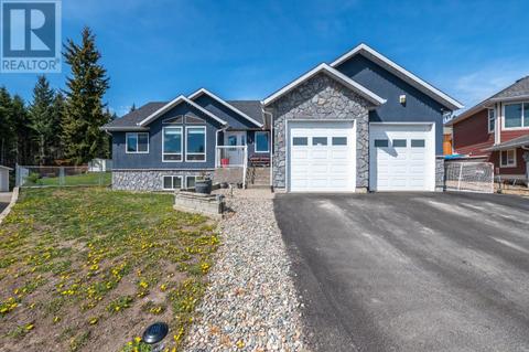 118 Westridge Drive, House detached with 5 bedrooms, 3 bathrooms and 2 parking in Princeton BC | Card Image