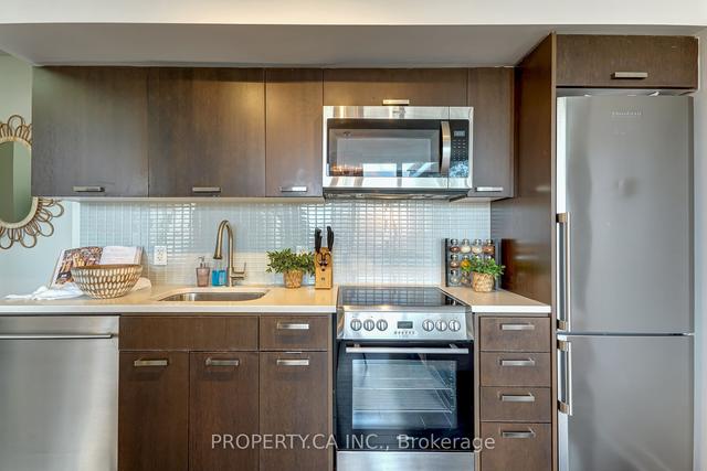 1402 - 295 Adelaide St W, Condo with 2 bedrooms, 2 bathrooms and 1 parking in Toronto ON | Image 30