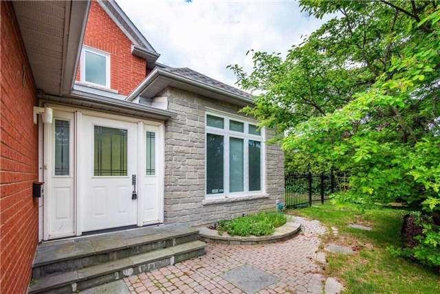2 Turnberry Cres, House detached with 4 bedrooms, 4 bathrooms and 5 parking in Markham ON | Image 1