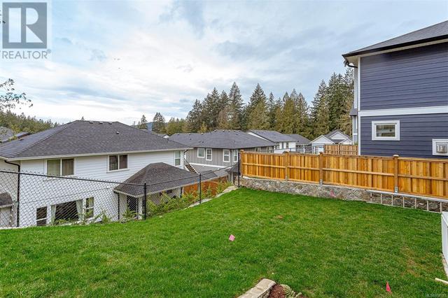 1212 Ashmore Terr, House detached with 5 bedrooms, 4 bathrooms and 5 parking in Langford BC | Image 41