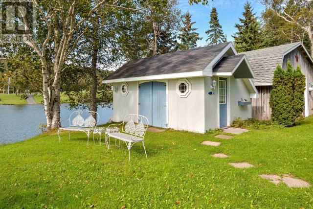 85 Pleasant Point Road, House detached with 3 bedrooms, 2 bathrooms and null parking in Cape Breton NS | Image 13