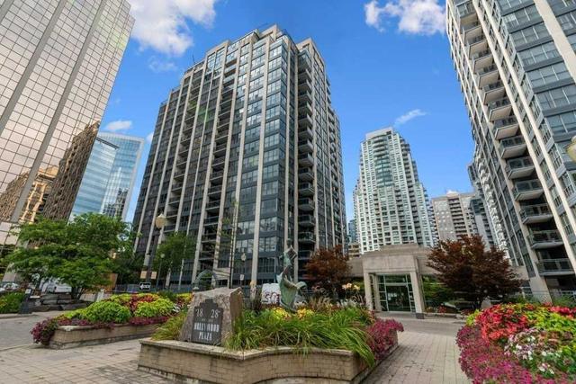 302 - 18 Hollywood Ave, Condo with 1 bedrooms, 1 bathrooms and 1 parking in Toronto ON | Image 1