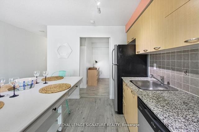 926 - 38 Joe Shuster Way, Condo with 2 bedrooms, 1 bathrooms and 0 parking in Toronto ON | Image 20