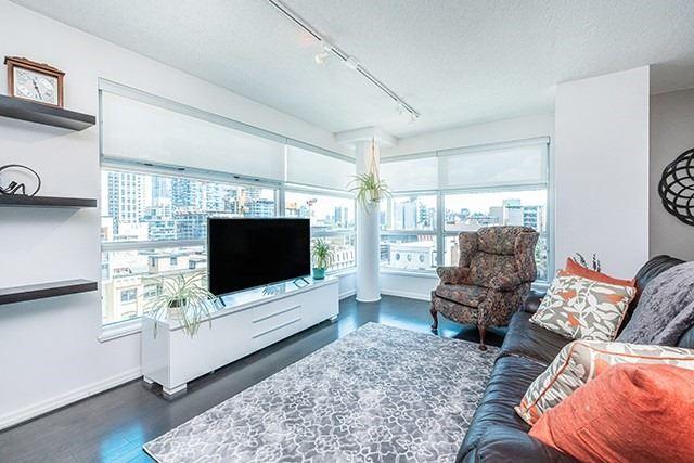 1001 - 50 Lombard St, Condo with 2 bedrooms, 1 bathrooms and 1 parking in Toronto ON | Image 19