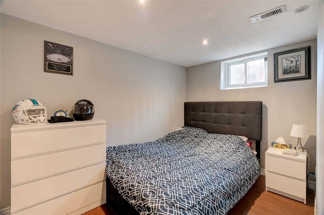 317 East 15th St, House detached with 4 bedrooms, 2 bathrooms and 5 parking in Hamilton ON | Image 20