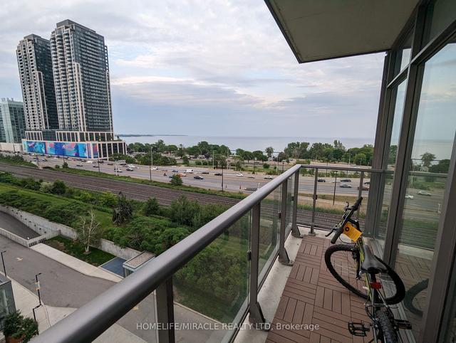 802 - 105 The Queens Way, Condo with 2 bedrooms, 2 bathrooms and 1 parking in Toronto ON | Image 27