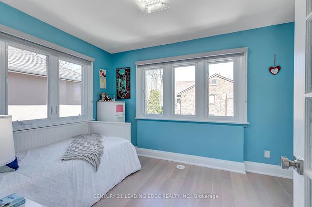 122 Lawrence Ave E, House detached with 3 bedrooms, 3 bathrooms and 5 parking in Toronto ON | Image 14