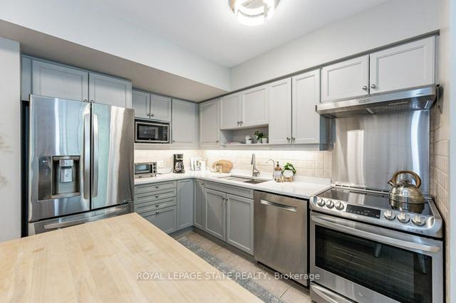 301 - 77 Governor's Rd, Condo with 2 bedrooms, 2 bathrooms and 1 parking in Hamilton ON | Image 13