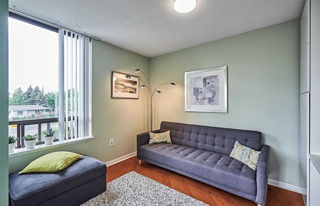 226 - 255 The Donway W Rd, Condo with 2 bedrooms, 2 bathrooms and 1 parking in Toronto ON | Image 11
