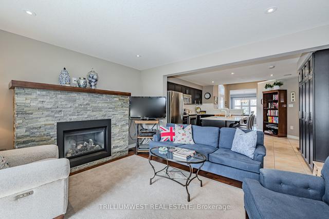 30 Katemore Dr, Townhouse with 2 bedrooms, 3 bathrooms and 2 parking in Guelph ON | Image 32