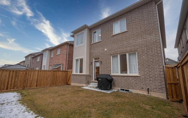 1402 Day Terr, House detached with 4 bedrooms, 3 bathrooms and 3 parking in Milton ON | Image 19