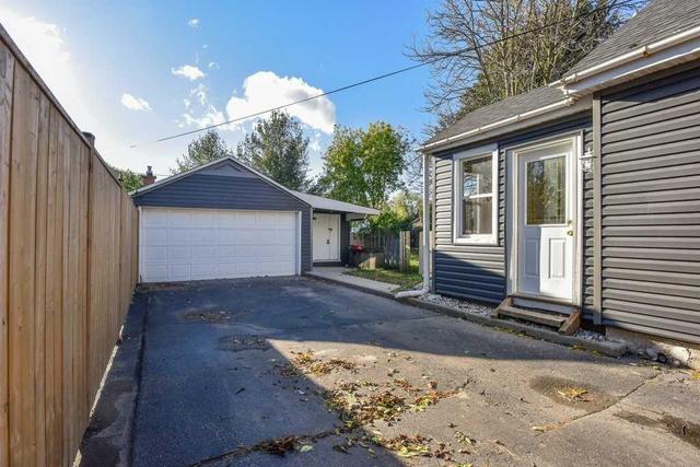 34 Redwood Ave, House detached with 3 bedrooms, 1 bathrooms and 10 parking in Cambridge ON | Image 19