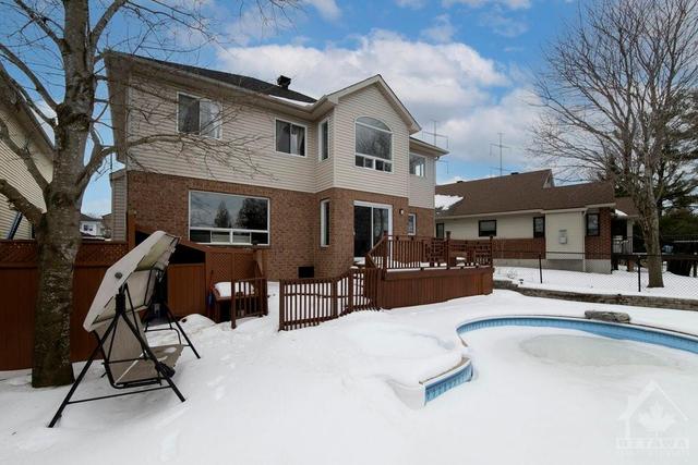 39 Bramblewood Crescent, House detached with 5 bedrooms, 3 bathrooms and 6 parking in Ottawa ON | Image 30
