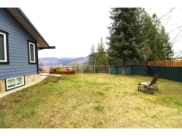 3295 Eagle Ridge Road, House detached with 4 bedrooms, 3 bathrooms and null parking in Kootenay Boundary D BC | Image 41
