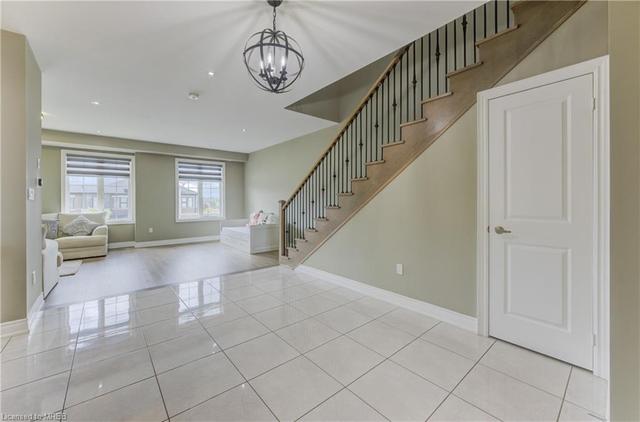 3077 Postridge Drive, House attached with 4 bedrooms, 3 bathrooms and 2 parking in Oakville ON | Image 16