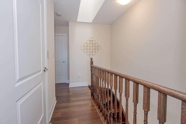 [th47] - 39 Beverley Glen Blvd, Townhouse with 3 bedrooms, 4 bathrooms and 2 parking in Vaughan ON | Image 16