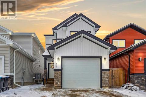 105 Arncliff Court, Fort Mcmurray, AB, T9J1E9 | Card Image