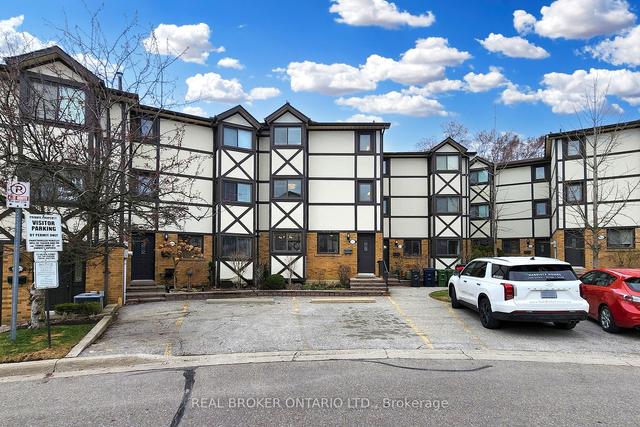 5 - 10 Bradbrook Rd, Townhouse with 3 bedrooms, 2 bathrooms and 1 parking in Toronto ON | Image 19