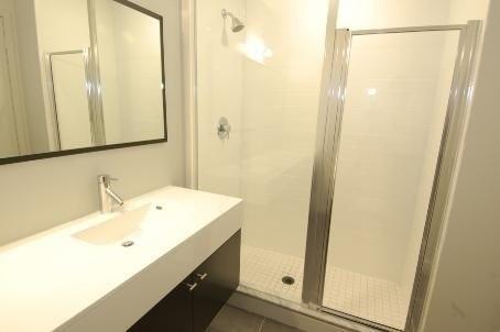 1003 - 21 Nelson St, Condo with 2 bedrooms, 2 bathrooms and 1 parking in Toronto ON | Image 20