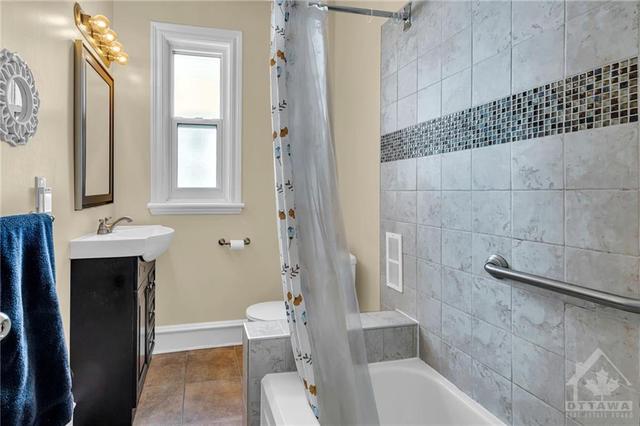 10 Monk Street, Townhouse with 3 bedrooms, 1 bathrooms and null parking in Ottawa ON | Image 22