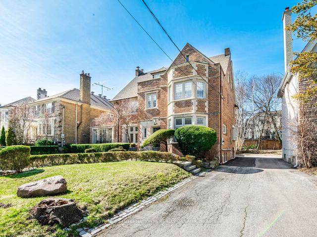 8 Gardiner Rd, House detached with 6 bedrooms, 6 bathrooms and 4 parking in Toronto ON | Image 12