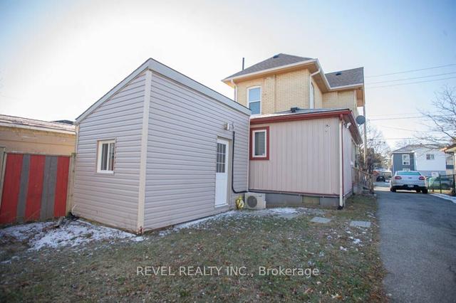 282 Darling St, House detached with 6 bedrooms, 4 bathrooms and 3 parking in Brantford ON | Image 15