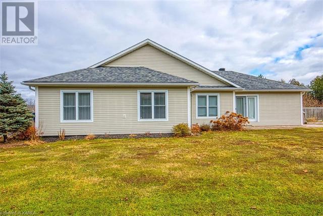 6641&6643 Buckshot Lake Road, House semidetached with 4 bedrooms, 2 bathrooms and 4 parking in Addington Highlands ON | Image 5