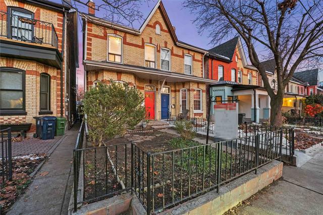 211 Shaw St, House semidetached with 3 bedrooms, 2 bathrooms and 2 parking in Toronto ON | Image 33