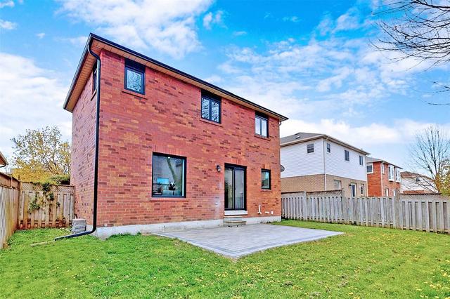26 Iveagh Dr, House detached with 3 bedrooms, 4 bathrooms and 6 parking in Georgina ON | Image 27