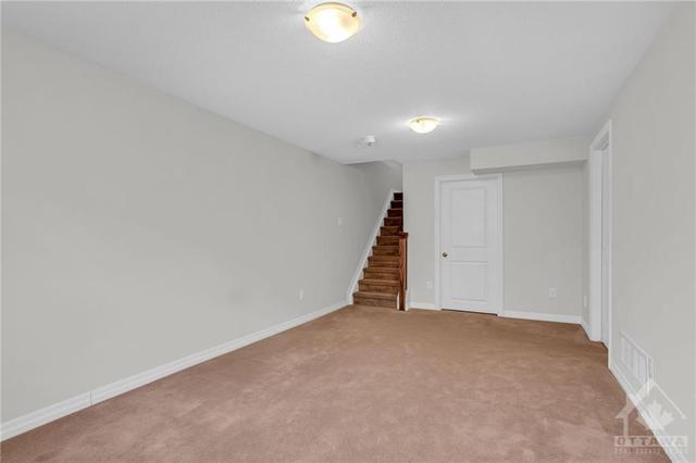 605 Spring Valley Drive, Townhouse with 3 bedrooms, 2 bathrooms and 3 parking in Ottawa ON | Image 24