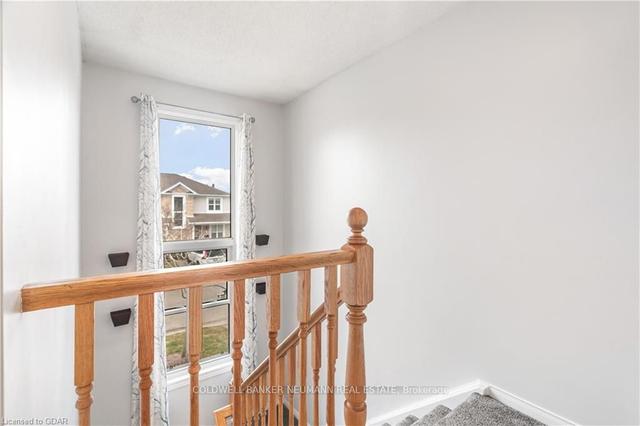 17 - 240 London Rd W, Townhouse with 3 bedrooms, 2 bathrooms and 1 parking in Guelph ON | Image 4