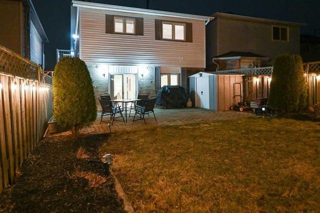 863 Attersley Dr, House detached with 3 bedrooms, 2 bathrooms and 3 parking in Oshawa ON | Image 21