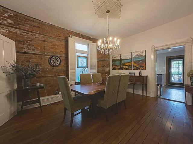 101 Victoria Ave S, House semidetached with 5 bedrooms, 2 bathrooms and 3 parking in Hamilton ON | Image 4