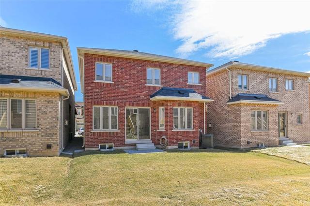 403 Grindstone Tr, House detached with 4 bedrooms, 4 bathrooms and 2 parking in Oakville ON | Image 18