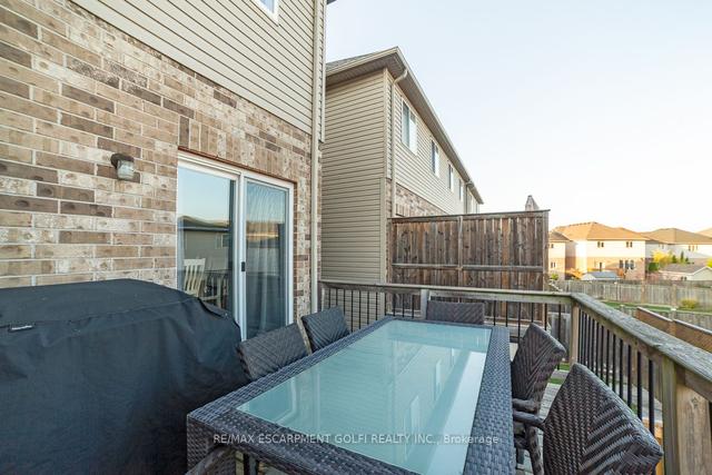 37 - 6 Atessa Dr, Townhouse with 3 bedrooms, 4 bathrooms and 2 parking in Hamilton ON | Image 28
