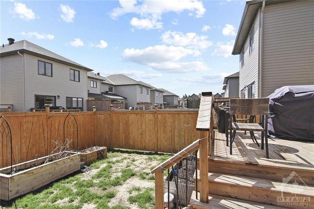 317 Proud Walk Drive, Townhouse with 3 bedrooms, 3 bathrooms and 3 parking in Ottawa ON | Image 28