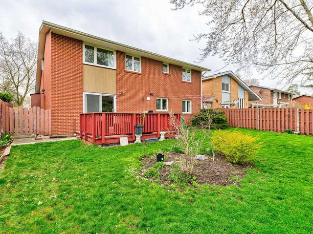 3547 Gallager Dr, House detached with 3 bedrooms, 3 bathrooms and 3 parking in Mississauga ON | Image 31