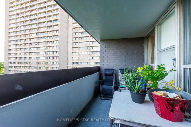 320 - 5 Sunny Glwy, Condo with 4 bedrooms, 2 bathrooms and 1 parking in Toronto ON | Image 18