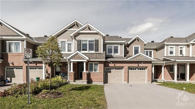 524 Roundleaf Way, Townhouse with 3 bedrooms, 3 bathrooms and 2 parking in Ottawa ON | Image 1