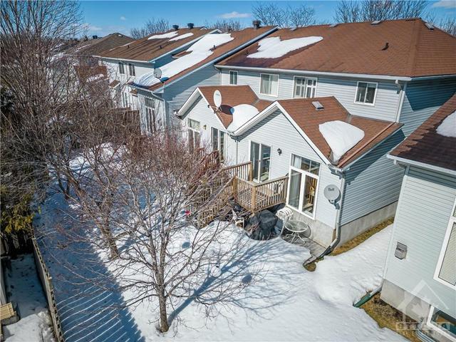 30 Gray Crescent, Townhouse with 3 bedrooms, 3 bathrooms and 3 parking in Ottawa ON | Image 28